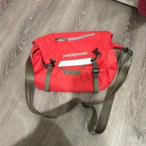 Patagonia cross body bag